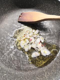 Risotto con broccoletti e salsiccia Risotto con broccoletti e salsiccia