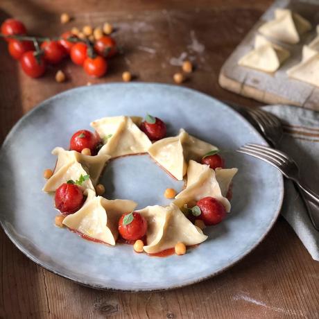 Ravioli ripieni di ceci Ravioli ripieni di ceci