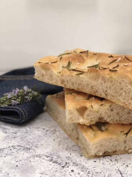 LA FOCACCIA (con la F maiuscola!) La focaccia (con la F maiuscola) | Ça va sans dire | cavasansdire.com