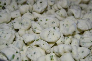 Gnocchi di ricotta con aglio e prezzemolo Gnocchi di ricotta con aglio e prezzemolo