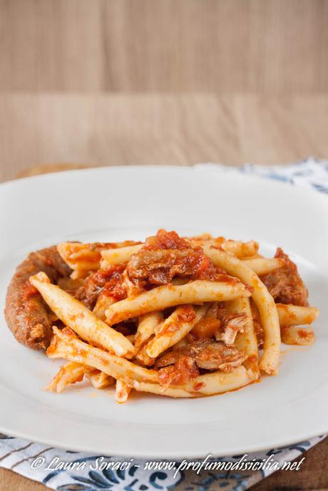 “Maccarruna di zitu a stufatu” Maccheroni dei fidanzati “Maccarruna di zitu a stufatu” Maccheroni dei fidanzati