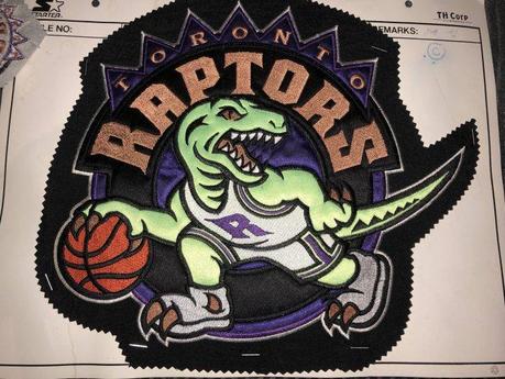 Tutto quello che devi sapere sulla maglia dei Toronto Raptors Tutto quello che devi sapere sulla maglia dei Toronto Raptors