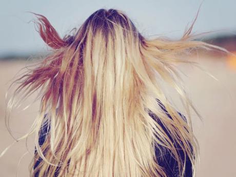 NON DANNEGGIARE I TUOI CAPELLI! CONSIGLI PER CAPELLI BELLI, FORTI E SANI A CASA PROPRIA NON DANNEGGIARE I TUOI CAPELLI! CONSIGLI PER CAPELLI BELLI, FORTI E SANI A CASA PROPRIA