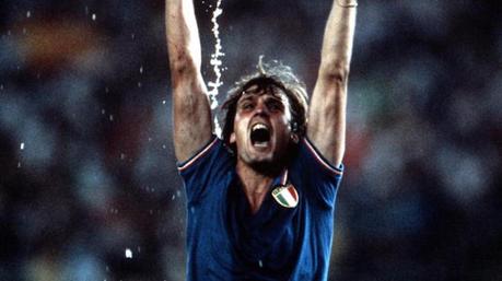 La maglia azzurra compie 110 anni (ma nasce in realtà bianca) tardelli maglia italia 1982