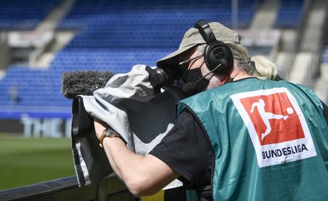 Bundesliga ripartita, boom di ascolti tv in Germania (e da noi) su Sky Sport Bundesliga ripartita, boom di ascolti tv in Germania (e da noi) su Sky Sport