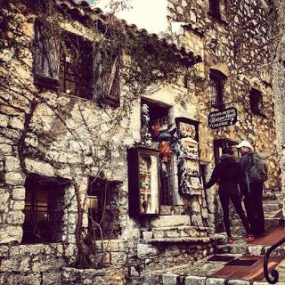 Èze - nidi d'aquila (o forse di cuculi) Èze - nidi d'aquila (o forse di cuculi)