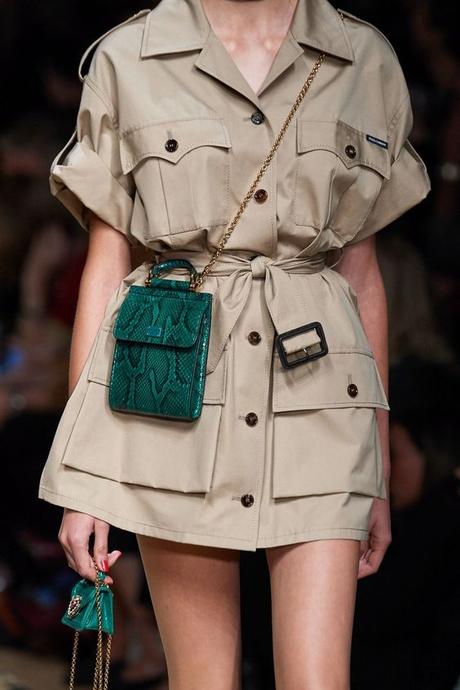TREND ALERT: TRENCH COATS FOR SPRING 2020 TREND ALERT: TRENCH COATS FOR SPRING 2020