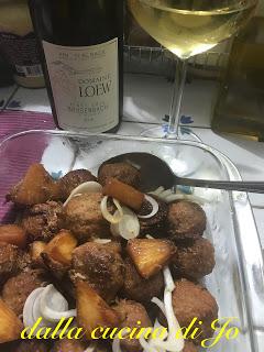 Polpette di vitello con ananas e salsa teriyaki Polpette di vitello con ananas e salsa teriyaki