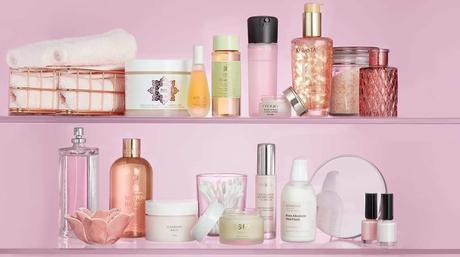 Come organizzare i propri trucchi e cosmetici: tutte le strategie Come organizzare i propri trucchi e cosmetici: tutte le strategie