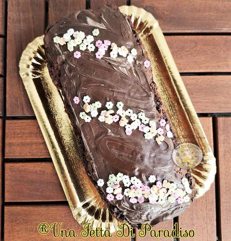 Torta Al Cioccolato Farcita e Glassata Torta Al Cioccolato Farcita e Glassata