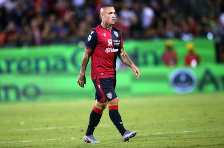 Cagliari, si cerca l’accordo per la permanenza di Nainggolan Radja Nainggolan