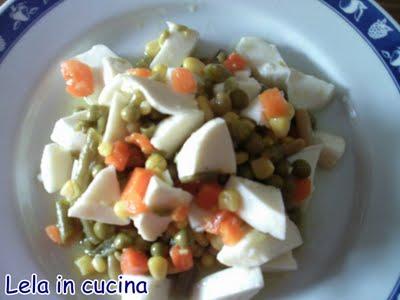 insalata di mozzarella e verdurine
