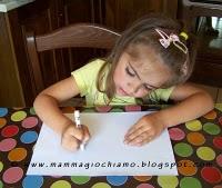 Momenti creativi: disegnare con cera bianca e acquerelli