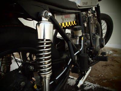 Kawasaki KZ750 Street Tracker by Analog Motorcycles