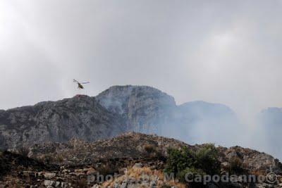 INCENDIO IN COSTA DI AMALFI