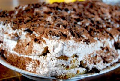 Tiramisù al cioccolato morbido e fresco (senza uova!)