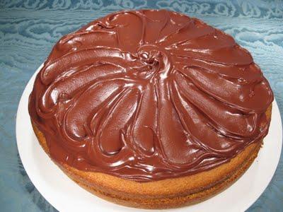 Ancora una torta alla frutta ma...con pere e prugne e...cioccolato!!!