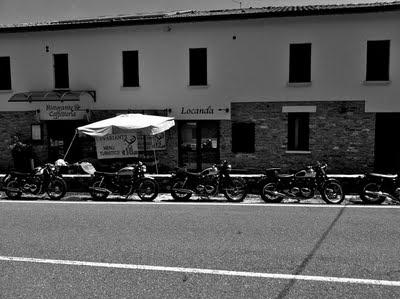 Cafe racer Parma... Altro che prosciutti!