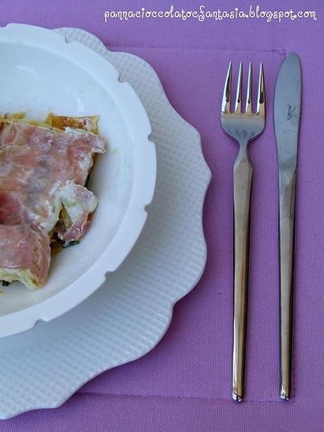 Lasagne con prosciutto cotto,besciamella e zucchine alla piastra