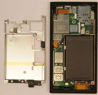 Nokia N9 00 FCC 56798 1 La FCC ci mostra N9.. disassemblato!