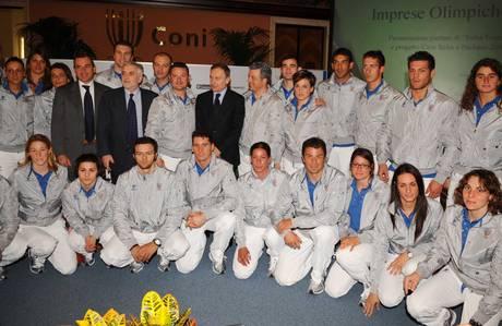 Re Giorgio Firma le Divise degli Azzuri alle Olimpiadi del 2012