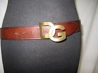 Una Louis Vuitton a 250 euro ? una cintura D&G a soli...