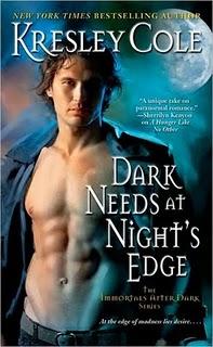 Recensione: DARK NIGHT di Kresley Cole (Leggerditore)