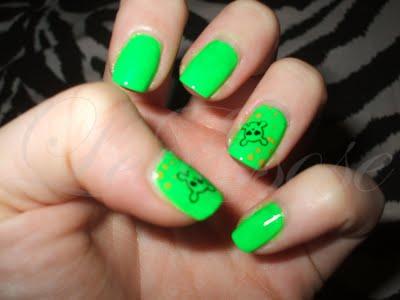 CHINA GLAZE - Gemelli (assai) diversi + NOTD