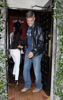 George Clooney beccato a Studio City solo e un po' piccato