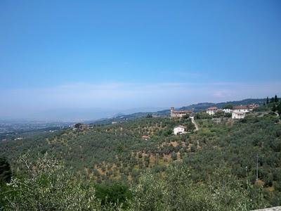 Gli ospiti di Villa Petriolo nel paradiso sul Montalbano del Residence Casa Italia per 