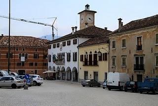 la piazza di Mel