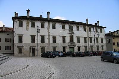 la piazza di Mel