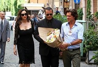 Monica Bellucci, una 'Mamma D'Oro' per Dolce & Gabbana