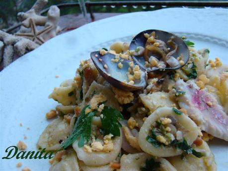 Orecchiette al pesto di frutta secca con sapori di mare