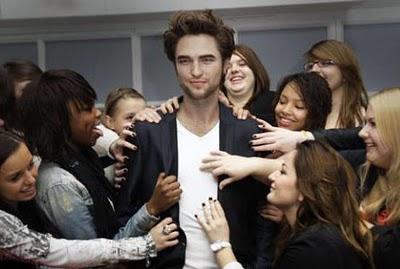 Rapimento russo per Robert Pattinson