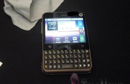 Motorola Charm, prima immagine di un nuovo Android