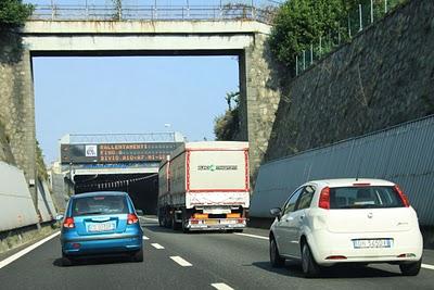 nel ventre di Genova