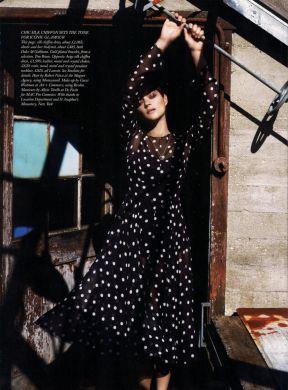 Marion Cotillard in Dolce & Gabbana su Harpers Bazaar UK Ago 2010