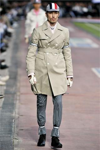 Sfilata Moncler Gamme Bleu Spring 2011