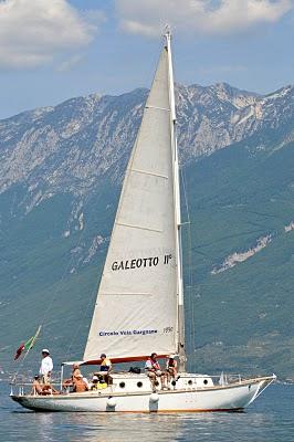 Vela - SUL GARDA UNA GIORNATA DI FESTA PER IL VELIERO GALEOTTO