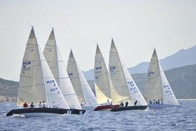 Vela - L’equipaggio di “Money Time” si aggiudica il Trofeo “Invitational  Smeralda 888” dopo tre giorni di regate a Porto Cervo