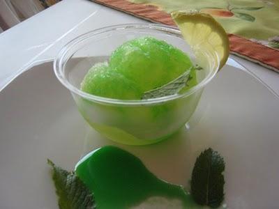 Granita di limone con sciroppo di menta