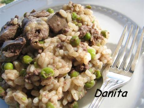 Risotto con fegatini di pollo e piselli, quello di papà