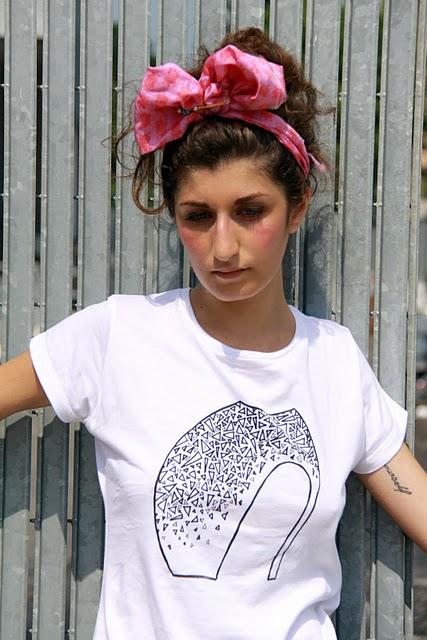 Valentina, alias Factory Style e la t-shirt Armadillo