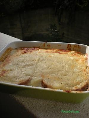 Terrina Bianca Golosa con Pane in Cassetta