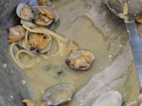 Si fa presto a dire: pasta con le vongole