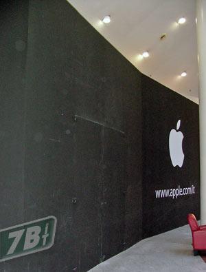 30 11476b applestoreigiglifi Sempre più vicina lapertura dellApple Store di Firenze