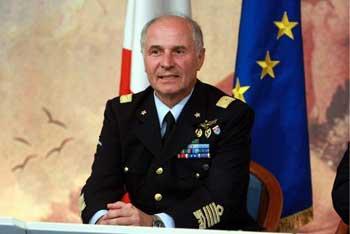 Il generale Vincenzo Camporini, ex capo di Stato maggiore della difesa oggi consulente militare del ministero degli Esteri