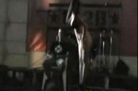 Jessica e lo spogliarello per il PD. Che gran cambiamento!