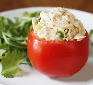 4_Pomodoro-ripieno-di-insalata-di-pollo